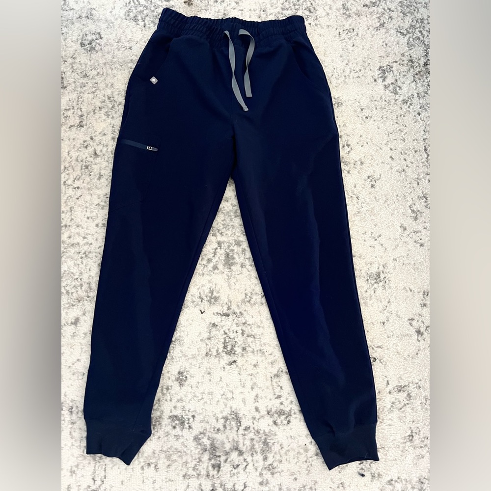 FIGS Navy Scrub Joggers